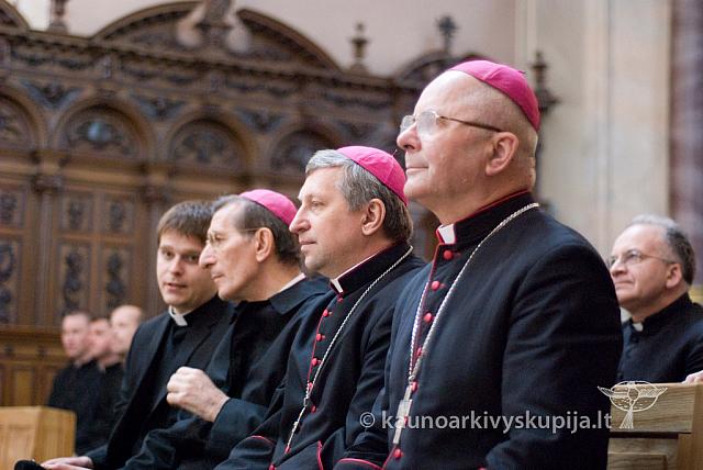 2011 kun-simpoz 1040 sk