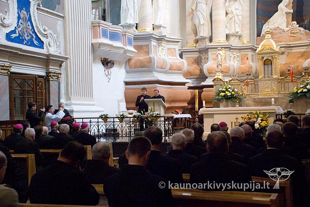 2011 kun-simpoz 1042 sk