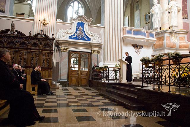 2011 kun-simpoz 1057 sk