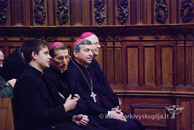 2011 kun-simpoz 1062 sk