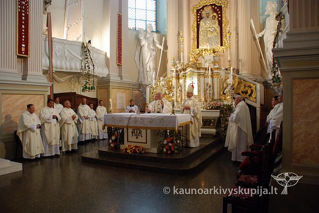 20110915 silines 0406 dch