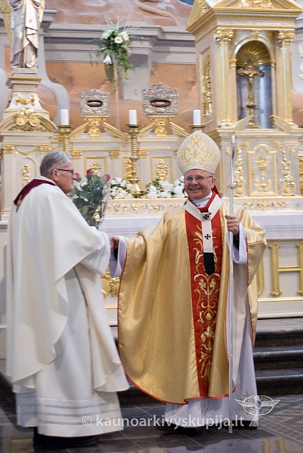 2012 st-kun50 0152 sk