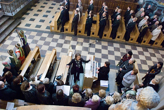 2012 st-kun50 0038 sk