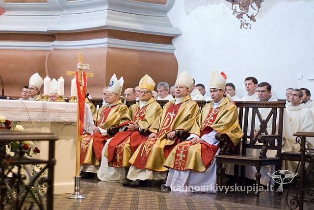 2012 st-kun50 0051 sk