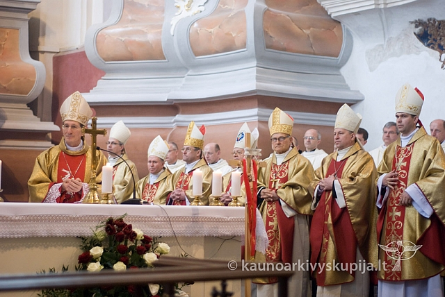 2012 st-kun50 0163 sk