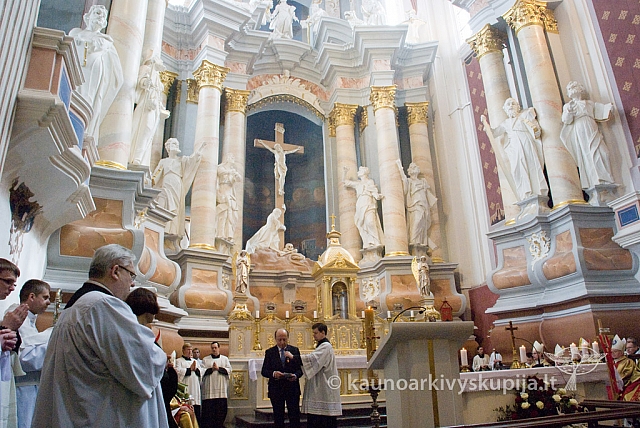 2012 st-kun50 0196 sk