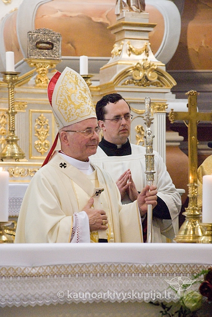 2012 st-kun50 0217 sk