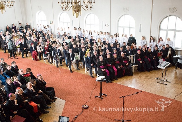 2012 st-kun50 0300 sk