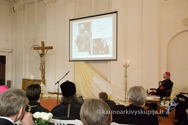 2012 st-kun50 0309 sk