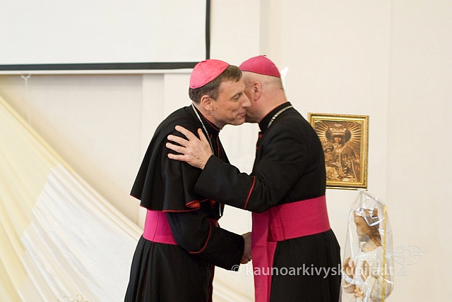 2012 st-kun50 0331 sk