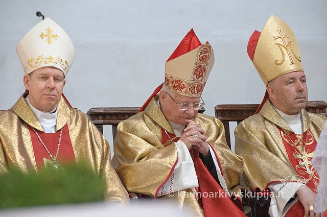 20130505 kn-k600 0148 rs