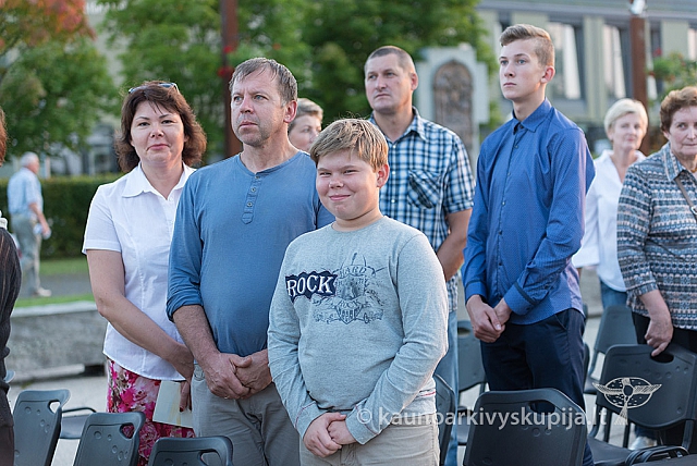 20160911 silines 9766 ms