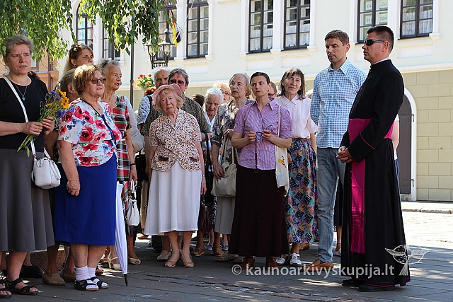 20160624 kn90 6935 ev