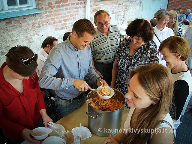 20160624 kn90 7689 ev