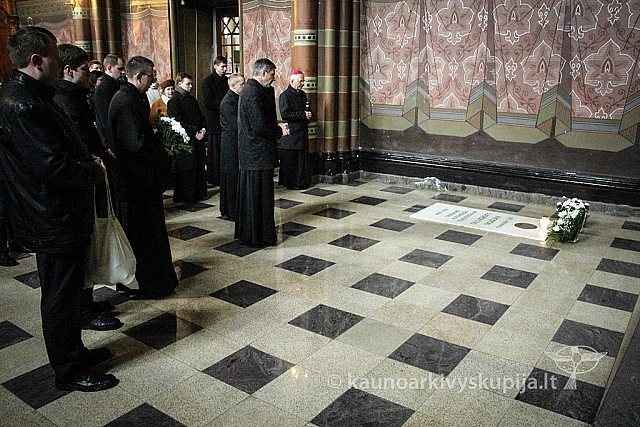 20160422 kks150 8012 ev