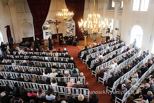 20160423 kks150 9189 ev