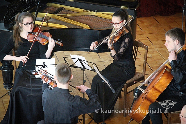 20160423 kks150 9272 ev