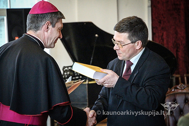 20160423 kks150 9522 ev