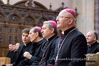 2011 kun-simpoz 1040 sk