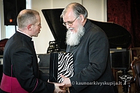 20160423 kks150 9498 ev