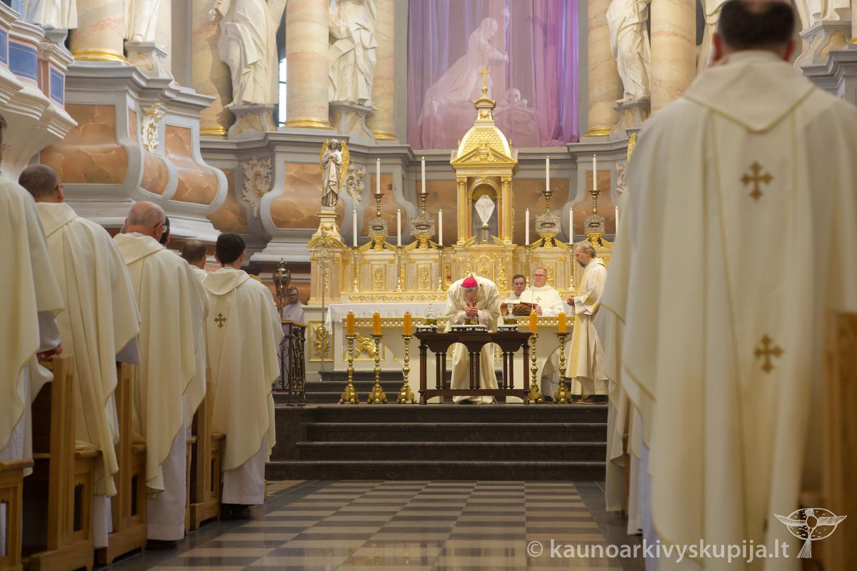 Krizmos Mišios 2024