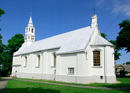  Čekiškės Švč. Trejybės bažnyčia. Vytauto Kandroto fotografija 